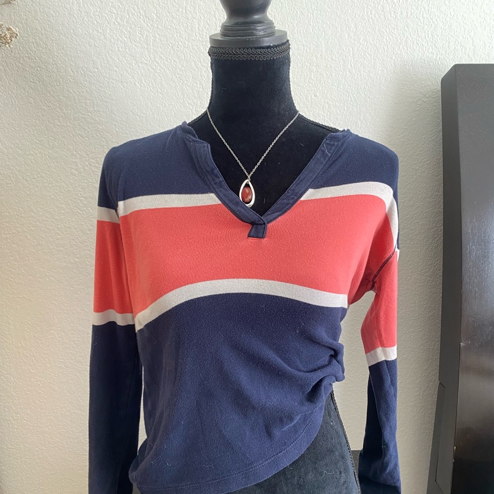 Navy and burnt orange v-neck long sleeve shirt